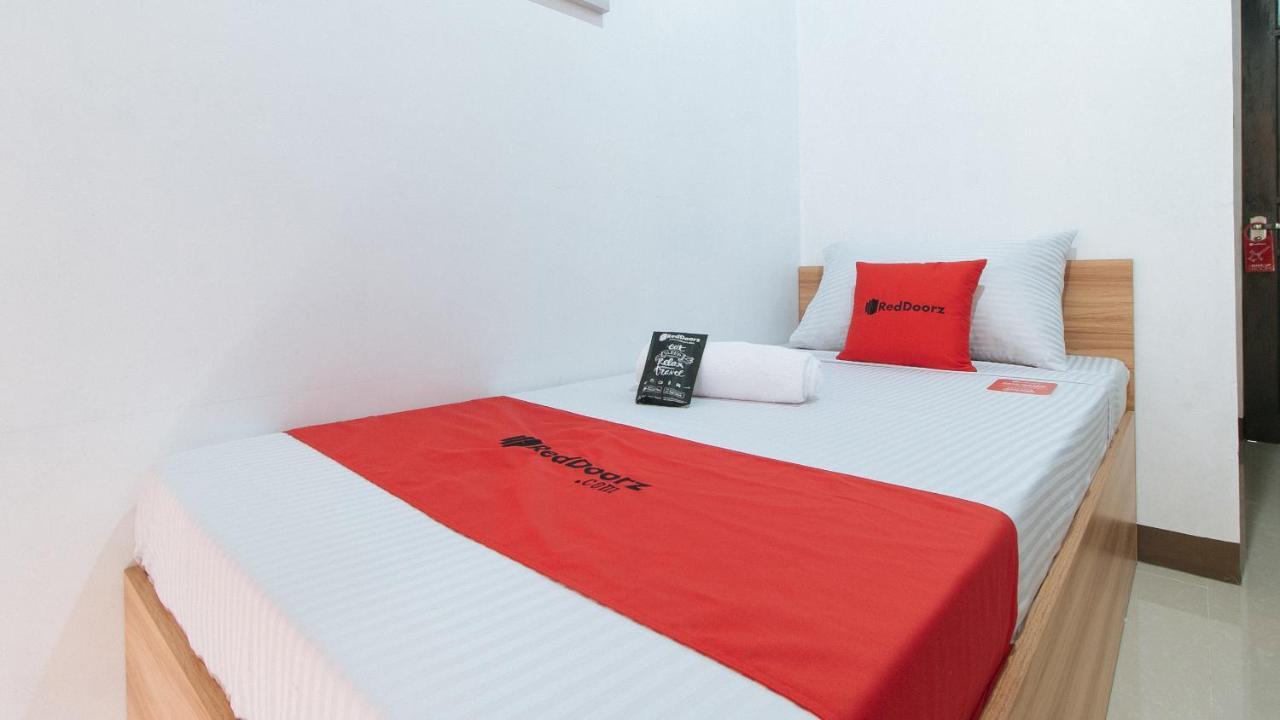 Reddoorz Near Iloilo International Airport Hotel Cabatuan Luaran gambar